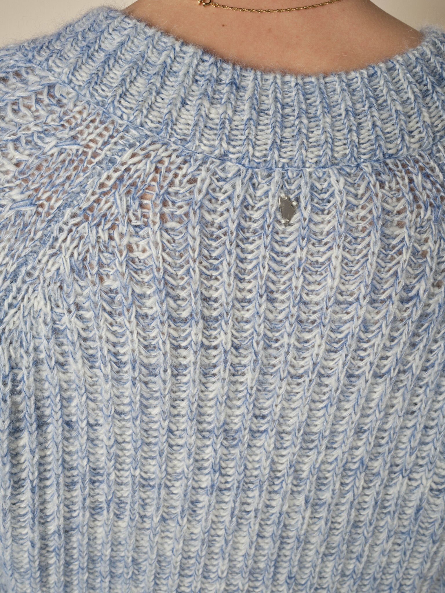 Modelshot / Set Sail / Detail